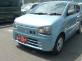 ご覧いただいたお車の、見えにくい部分や気になる箇所は、写真をお撮りしてEメールなどでお送りしています。お気軽にお申しつけください。