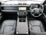 ディフェンダー 110 X ダイナミック SE 3.0L D300 ディーゼル 4WD 