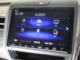 ナビゲーションは純正9インチメモリーナビ(VXM-227VFNi)を装着しております。AM、FM、CD、DVD再生、Bluetooth、音楽録音再生、フルセグTVがご使用いただけます。
