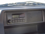 車内のオアシス的存在のFM/AMラジオを装備♪