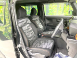 運転席シート廻りは使用感も少なく、良好な状態となっています。丁寧に使われていたことがよくわかりますね。