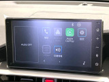 【ディスプレイオーディオ】お手持ちのスマートフォンとの連携で、ナビや音楽再生など各種アプリを使用可能。スマホに近い感覚でお使いいただけます♪