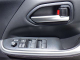 万が一の場合も、全国のトヨタテクノショップで保証修理が受けられる、オールトヨタのU-Car保証です。
