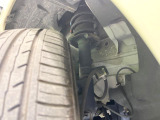 お車を安心してお乗りいただく為には、足回りの定期点検が欠かせません。サービスサポート(有償保証)では無料点検もご提供しており、安心のカーライフをお過ごしいただけるサポート体制が整っています。