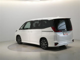 U-CARの販売だけでなく、自動車保険・生命保険・携帯電話の販売も行っております