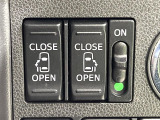 【両側パワースライドドア】スマートキーや運転席のスイッチで後席両側スライドドアの開閉が可能♪電動だから力を入れてドアを開ける必要が無く、小さなお子様でも簡単に開け閉めでき快適です♪