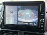 全周囲モニター付いています。駐車時の不安を和らげます。