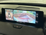 【360&deg;ビューモニター】専用のカメラにより、上から見下ろしたような視点で360度クルマの周囲を確認することができます☆死角部分も確認しやすく、狭い場所での切り返しや駐車もスムーズに行えます。