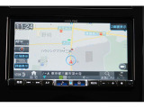 アルパインメモリーナビ装備!!TV視聴(フルセグ対応)やCD、DVD再生の 、Bluetoothにも対応しています。