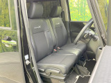 運転席シート廻りは使用感も少なく、良好な状態となっています。丁寧に使われていたことがよくわかりますね。
