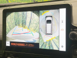 【パノラミックビューモニター】専用のカメラにより、上から見下ろしたような視点で360度クルマの周囲を確認することができます☆死角部分も確認しやすく、狭い場所での切り返しや駐車もスムーズに行えます。