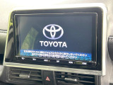 【純正9型ナビ】人気の純正ナビを装備。オーディオ機能も充実しており、Bluetooth接続すればお持ちのスマホやMP3プレイヤーの音楽を再生可能!毎日の運転がさらに楽しくなります!!
