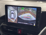 【パノラミックビューモニター】専用のカメラにより、上から見下ろしたような視点で360度クルマの周囲を確認することができます☆死角部分も確認しやすく、狭い場所での切り返しや駐車もスムーズに行えます。