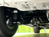 お車を安心してお乗りいただく為には、足回りの定期点検が欠かせません。サービスサポート(有償保証)では無料点検もご提供しており、安心のカーライフをお過ごしいただけるサポート体制が整っています。