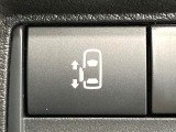 【パワースライドドア】スマートキーや運転席のスイッチでスライドドアの開閉が可能♪電動だから力を入れてドアを開ける必要が無く、小さいお子様でも、重い荷物を持っている時もラクに開け閉めできます♪