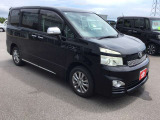 鶴田自動車は笑顔で働ける職場作りに常日頃から励んでいます。元気で笑顔あふれるスタッフが親切丁寧に対応できるお店作りを目指し車検、新車中古車販売、鈑金塗装、自動車保険、を行っております。