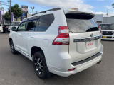 ウィングデッキ モデリスタ 黒革 シートヒーター パワーシート クルコン ETC車載器 エアサス ナビ バックカメラ フルセグTV 社外18インチ ヒルディセントコントロール LEDヘッドライト