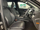 メルセデス・ベンツの定める厳しい基準をクリアしたお車のみをご案内させて頂きます。納車前整備はメーカー規定に基づき100項目以上にも及ぶ点検を熟練のメカニックによって行いご納車させて頂きます。
