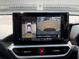 全周囲モニター付いています。駐車時の不安を和らげます。