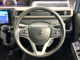 【ステアリングスイッチ】運転中、前方から目線をそらすことなく、オーディオ等の操作が可能な便利機能!安心&快適なドライブを演出してくれます♪