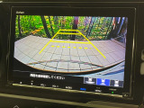 【バックカメラ】駐車時に後方がリアルタイム映像で確認できます。大型商業施設や立体駐車場での駐車時や、夜間のバック時に大活躍!運転スキルに関わらず、今や必須となった装備のひとつです!