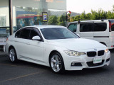 BMW在庫保有台数常時100台以上!ご来店の際はBMW本店(厚木市下荻野140-1)にご来店ください!弊社自慢の全天候型ショールーム!BMW在庫保有台数常時100台以上ございます!