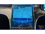 ドアハンドルには握りやすいグリップ形状が採用されています。万一の事故の際など、車内に残された乗員を救出する為、外部からドアを開けやすいようになっています。