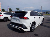もし事故してしまった愛車でも高価買取。動かなくなってしまった愛車もご相談ください。廃車なんてもったいないです。