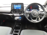 ぜひ展示車の運転席に座ってみてください。