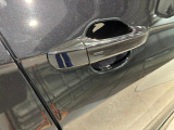 &rdquo;Keyless Access&rdquo;によって、ドアハンドルに手をかけるだけでドアロックが解除できます!