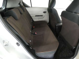 ゆとりある広々とした車内空間は、ドライブを始め買い物やレジャーなど、幅広く活躍します。一人でもみんなとでもお出かけを楽しみましょう!