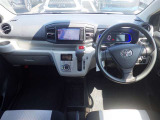 全方位で視界が広く、高い目線で運転もしやすいです!