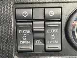【両側パワースライドドア】スマートキーや運転席のスイッチで後席両側スライドドアの開閉が可能♪電動だから力を入れてドアを開ける必要が無く、小さなお子様でも簡単に開け閉めでき快適です♪