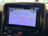 【バックカメラ】駐車時に後方がリアルタイム映像で確認できます。大型商業施設や立体駐車場での駐車時や、夜間のバック時に大活躍!運転スキルに関わらず、今や必須となった装備のひとつです!
