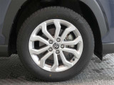 R5年式夏タイヤ215/60R17ブリヂストン製です。