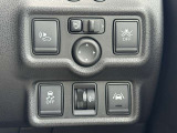 最近はほんとに安全装備は必須ですよね。。こちらのお車にも衝突被害軽減ブレーキ、踏み間違い防止装置、車線逸脱警報付いてます!安全運転を心がけ、ノートePOWERと一緒に素敵なカーライフをお楽しみください☆