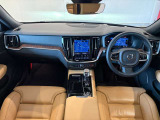 V60 リチャージ PHEV T6 AWD アルティメット 4WD 