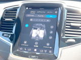 【2ゾーンエアコンディショナー】運転席と助手席でそれぞれお好みの温度に設定可能。同乗者にも配慮した、最適な車内空間をお届け致します。