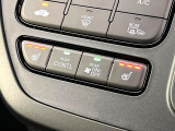 【シートヒーター】寒い日に重宝するシートヒーター!エアコンより早く温まってくれるので寒がりの人も安心ですね♪エアコンの温風は乾燥するから苦手、という方にもをおすすめです。