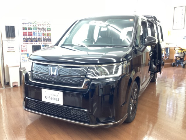 ステップワゴン 2.0 e:HEV スパーダ プレミアムライン ブラック エディション