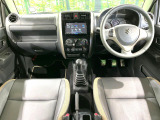 ジムニー ランドベンチャー 4WD 