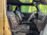 運転席シート廻りは使用感も少なく、良好な状態となっています。丁寧に使われていたことがよくわかりますね。