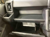 弊社では、お車を納車してからが本当のお付き合いのスタートだと思っています。お客様に頼りにされる「お店」を目指しています!