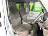 運転席シート廻りは使用感も少なく、良好な状態となっています。丁寧に使われていたことがよくわかりますね。