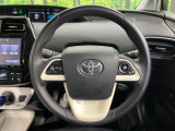 【純正革巻きステアリング】上質な革を使用することで、手にしっかり馴染みとても運転しやすいハンドルです♪