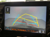 バックガイドモニターで、後方を確認しながら安心して駐車することができます。運転初心者も熟練者も必須の機能ですよ!