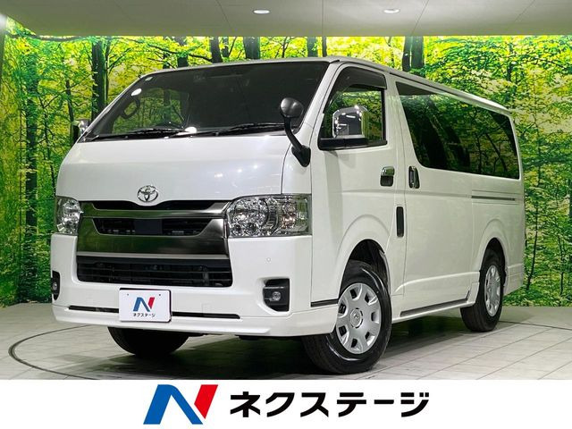 トヨタ ハイエースバン 