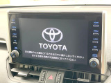 【9インチ ディスプレイオーディオ】大画面ディスプレイへお持ちのスマートフォンと連携して、ナビやbluetoothでの音楽再生が可能です♪デザインはもちろん操作性も良好!別途ナビ機能の取付可能です♪