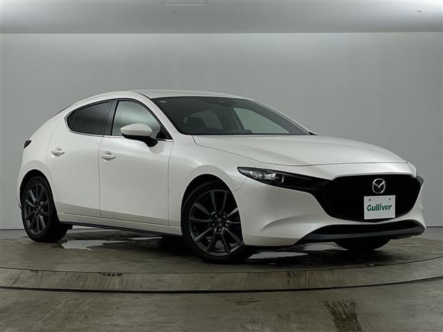 マツダ MAZDA3ファストバック 