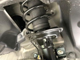 お車を安心してお乗りいただく為には、足回りの定期点検が欠かせません。サービスサポート(有償保証)では無料点検もご提供しており、安心のカーライフをお過ごしいただけるサポート体制が整っています。